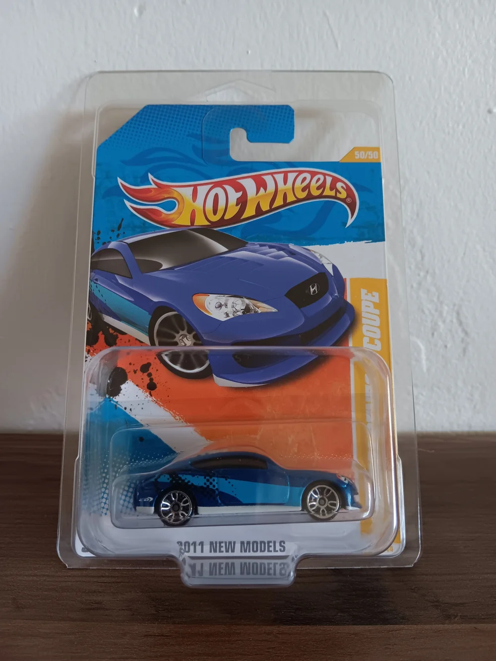 Hot Wheels Hyundai Genesis  Coupe 2011 New Models - Blue (With Protector)